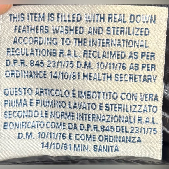 Moncler Down Jacket - Picture 7 of 8